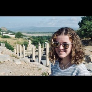 Meet your Posher, Audra